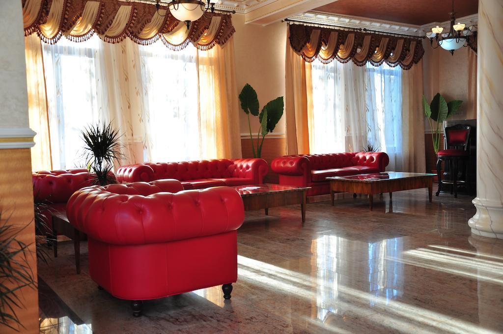 Vigo Grand Hotel Ploieşti Eksteriør billede
