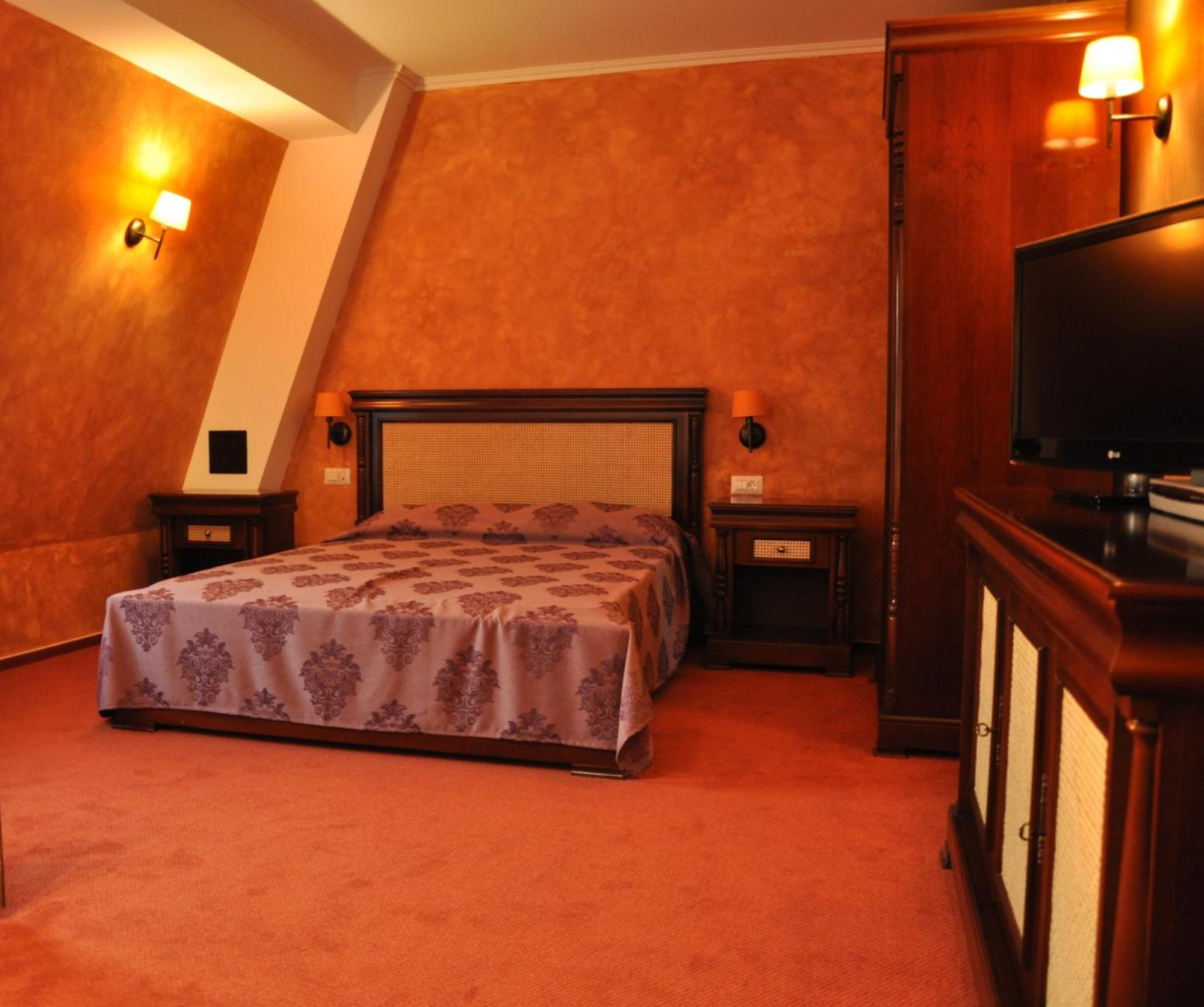 Vigo Grand Hotel Ploieşti Værelse billede