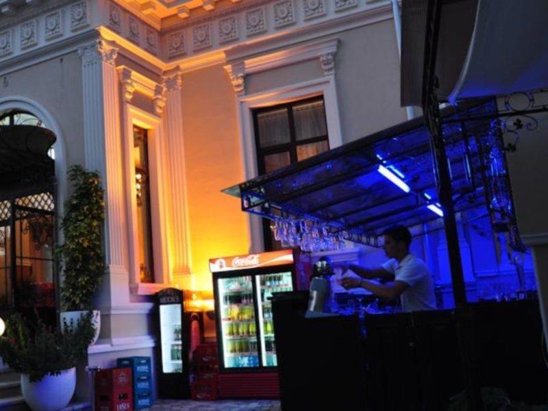 Vigo Grand Hotel Ploieşti Eksteriør billede